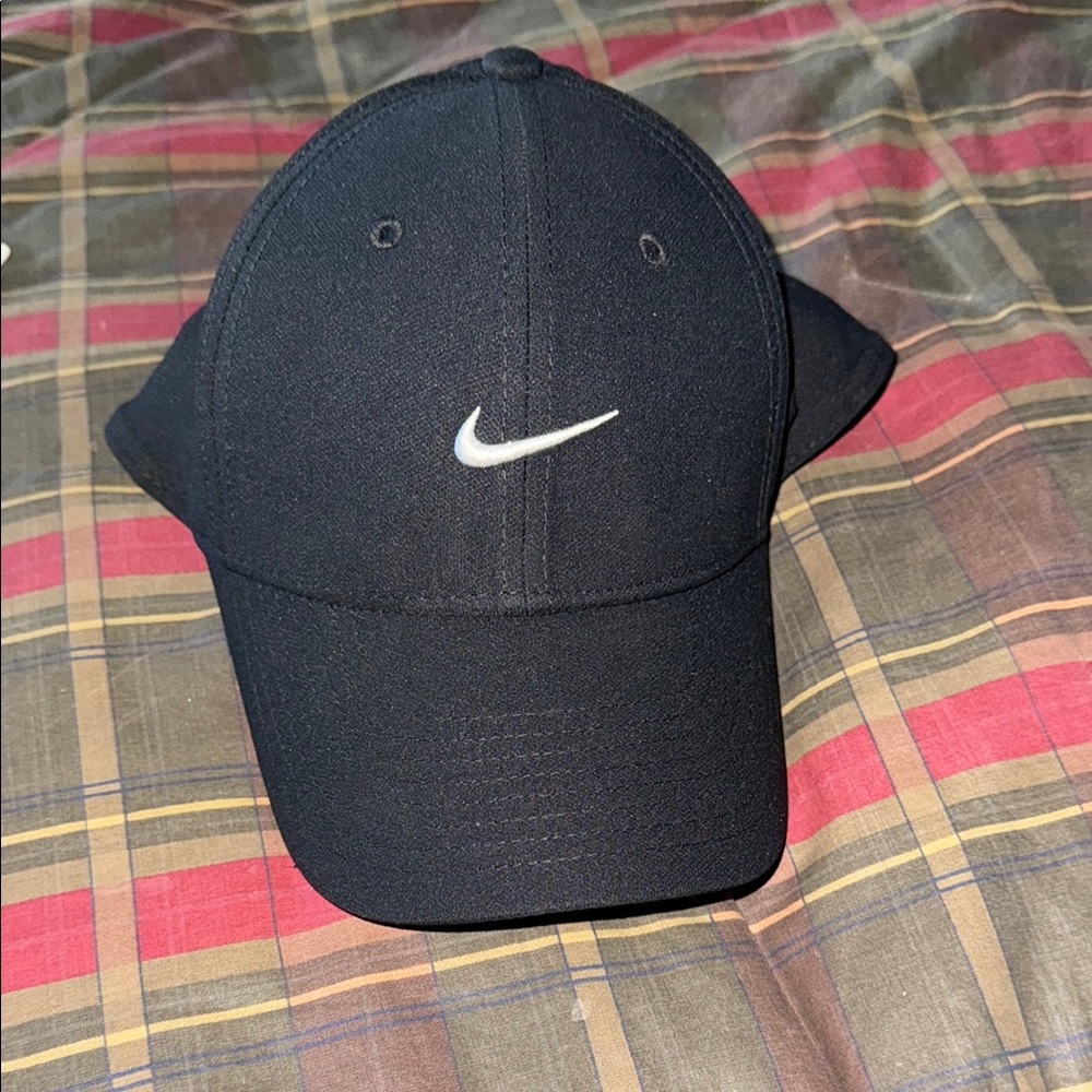 Nike Black and White Logo Cap